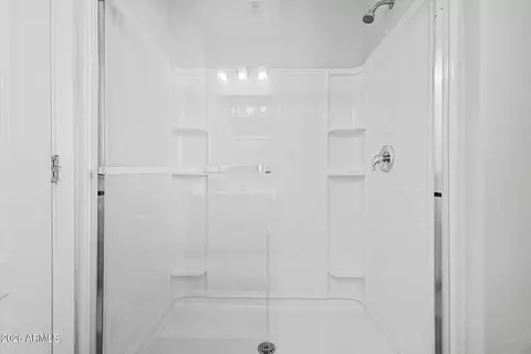 Bath - 17237 N 9th Pl, Phoenix, AZ 85022 photo 4 of 5