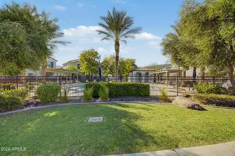 Exterior - 17237 N 9th Pl, Phoenix, AZ 85022 photo 10 of 10