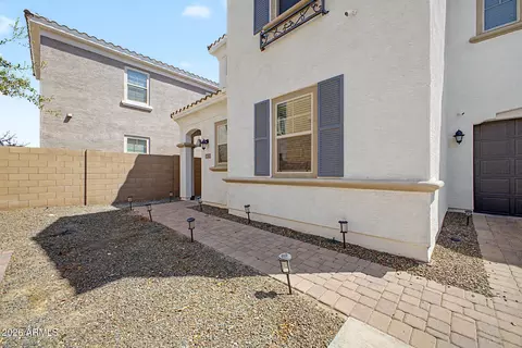 Exterior - 17237 N 9th Pl, Phoenix, AZ 85022 photo 2 of 10