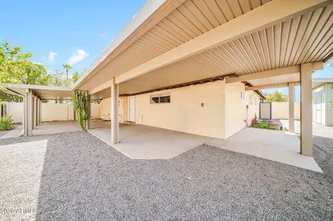 Exterior - 4539 N 10th Ave, Phoenix, AZ 85013 photo 9 of 13