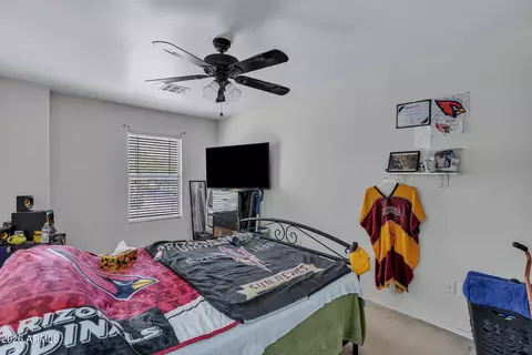 Bedroom - 7225 S 40th Ave, Phoenix, AZ 85041 photo 1 of 3