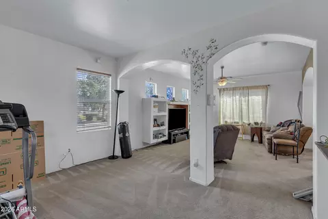 Entry Way - 7225 S 40th Ave, Phoenix, AZ 85041 photo 1 of 2