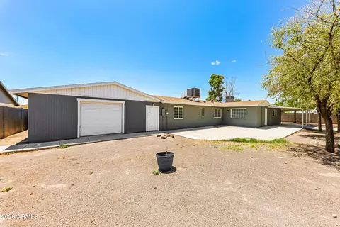 Exterior - 3510 W Eugie Ave, Phoenix, AZ 85029 photo 2 of 2