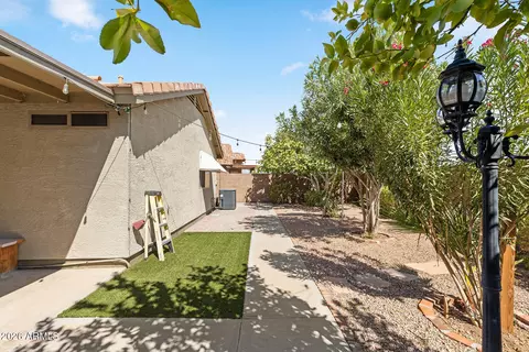 Exterior - 9007 E Fox St, Mesa, AZ 85207 photo 10 of 13