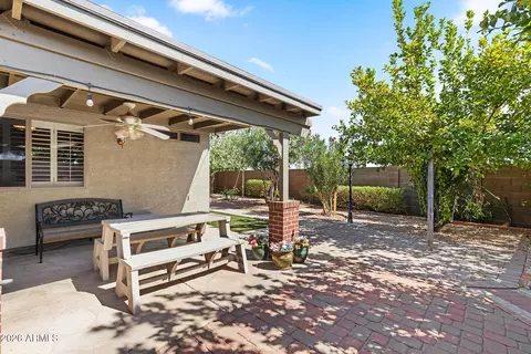 Exterior - 9007 E Fox St, Mesa, AZ 85207 photo 7 of 13