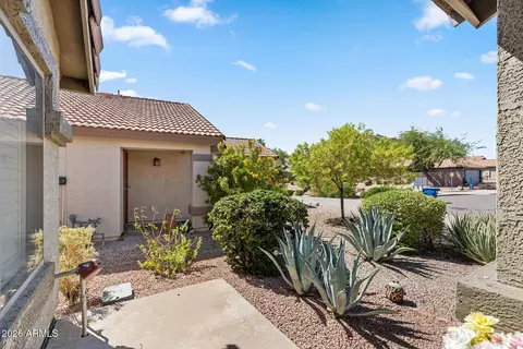 Exterior - 9007 E Fox St, Mesa, AZ 85207 photo 4 of 13