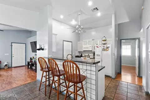 Kitchen - 9007 E Fox St, Mesa, AZ 85207 photo 1 of 6