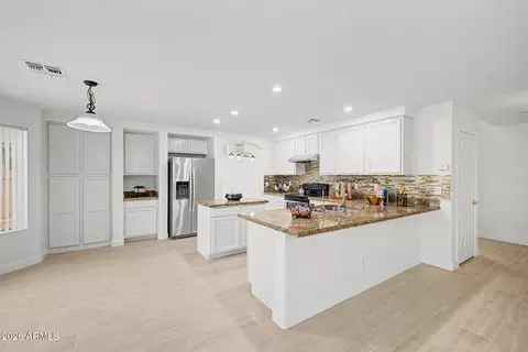 Kitchen - 3358 E Park Ave, Gilbert, AZ 85234 photo 2 of 5