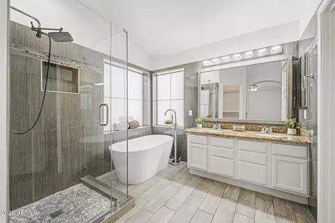 Bath - 3358 E Park Ave, Gilbert, AZ 85234 photo 1 of 6