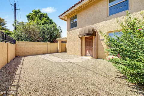 Exterior - 1119 E North Ln N #3, Phoenix, AZ 85020 photo 5 of 8