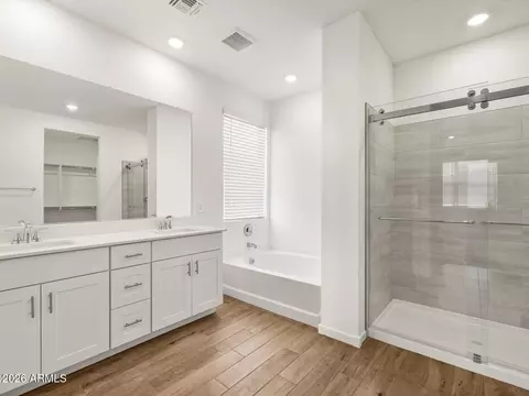 15662 W Honeysuckle Dr, Surprise, AZ 85387