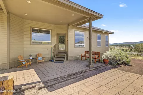 Exterior - 9013 Beasley Rd, Flagstaff, AZ 86004 photo 6 of 7