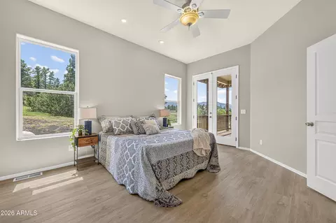 Bedroom - 9013 Beasley Rd, Flagstaff, AZ 86004 photo 1 of 6
