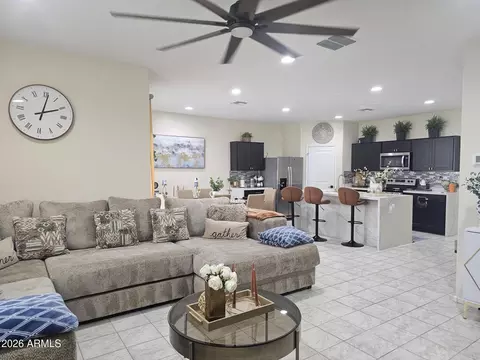 1138 W Sand Cyn Ct, Casa Grande, AZ 85122