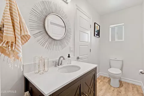 Bath - 4145 E Glenrosa Ave, Phoenix, AZ 85018 photo 3 of 4