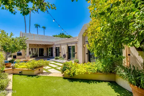 Exterior - 2522 E Oregon Ave, Phoenix, AZ 85016 photo 5 of 5