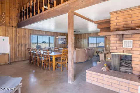 Dining - 73345 Urea Ranch Rd, Wenden, AZ 85357 photo 2 of 4