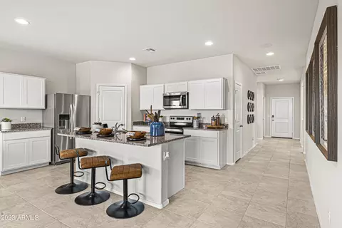 Kitchen - 2918 W Stearn Ave, Apache Junction, AZ 85120 photo 2 of 2