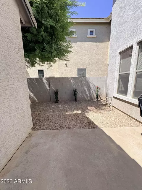 Exterior - 1970 E Harrison St, Gilbert, AZ 85295 photo 2 of 2