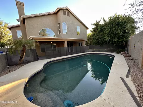 Exterior - 4658 E Kelly Dr, Gilbert, AZ 85234 photo 4 of 7
