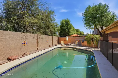 Exterior - 4658 E Kelly Dr, Gilbert, AZ 85234 photo 8 of 9