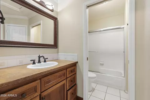 Bath - 4658 E Kelly Dr, Gilbert, AZ 85234 photo 3 of 6