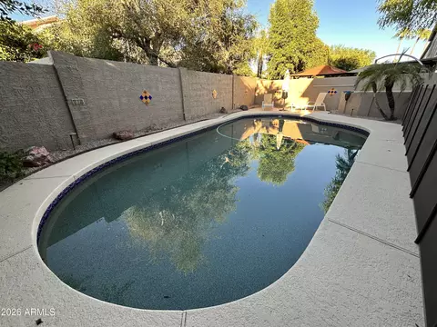 Exterior - 4658 E Kelly Dr, Gilbert, AZ 85234 photo 4 of 6