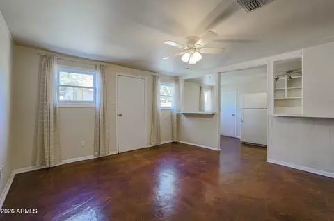Living - 1005 E Moreland St, Phoenix, AZ 85006 photo 6 of 7