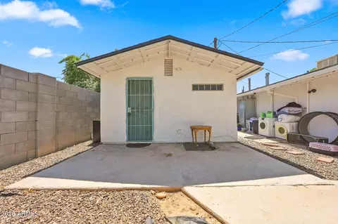 Exterior - 1005 E Moreland St, Phoenix, AZ 85006 photo 4 of 6