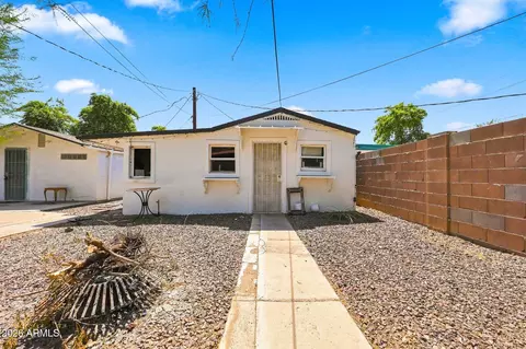 Exterior - 1005 E Moreland St, Phoenix, AZ 85006 photo 5 of 6