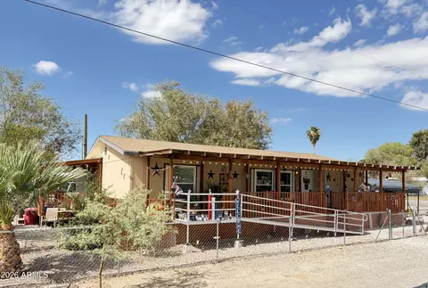 71118 Date Ave, Wenden, AZ 85357