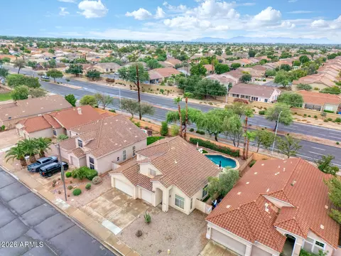 View/Area - 1908 S Saddle St, Gilbert, AZ 85233 photo 2 of 7