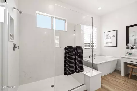 Bath - 16520 S 6th Pl, Phoenix, AZ 85048 photo 4 of 6