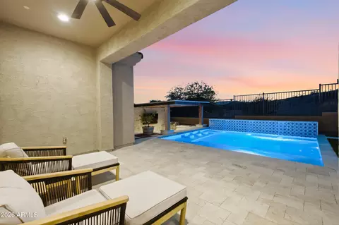 Exterior - 16520 S 6th Pl, Phoenix, AZ 85048 photo 8 of 34