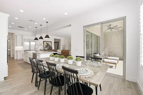 Dining - 16520 S 6th Pl, Phoenix, AZ 85048 photo 3 of 3