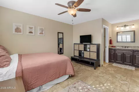 Bedroom - 5525 E Thomas Rd #D5, Phoenix, AZ 85018 photo 5 of 5