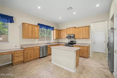 Kitchen - 3484 E Page Ave, Gilbert, AZ 85234 photo 9 of 10