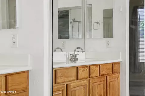 Bath - 3484 E Page Ave, Gilbert, AZ 85234 photo 7 of 12