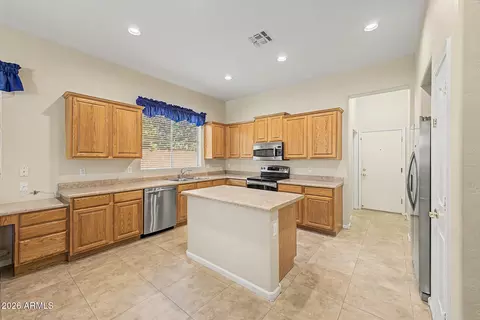 Kitchen - 3484 E Page Ave, Gilbert, AZ 85234 photo 5 of 10
