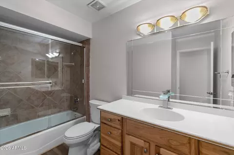 Bath - 4016 E Shangri La Rd, Phoenix, AZ 85028 photo 2 of 2