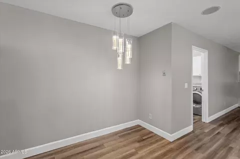 Dining - 4016 E Shangri La Rd, Phoenix, AZ 85028 photo 1 of 3