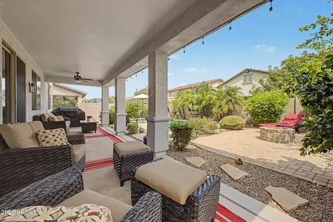 Exterior - 2560 E Coconino Way, Gilbert, AZ 85298 photo 5 of 6