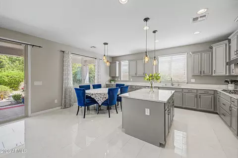 Kitchen - 2560 E Coconino Way, Gilbert, AZ 85298 photo 2 of 2