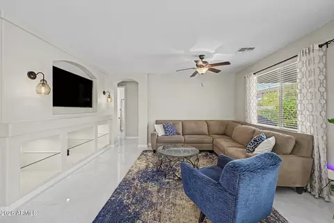 Living - 2560 E Coconino Way, Gilbert, AZ 85298 photo 2 of 3