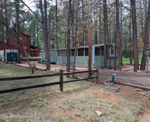 2179 N Woods Dr, Overgaard, AZ 85933 photo 4