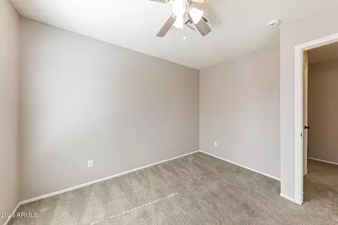 Bedroom - 525 E Taro Ln, Phoenix, AZ 85024 photo 4 of 4