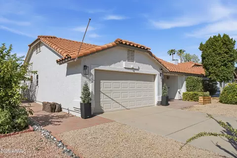 Exterior - 3526 E Utopia Rd, Phoenix, AZ 85050 photo 4 of 5