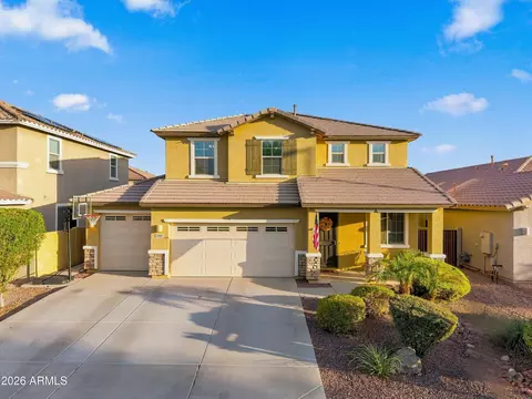 Exterior - 3501 E Apricot Ln, Gilbert, AZ 85298 photo 2 of 12