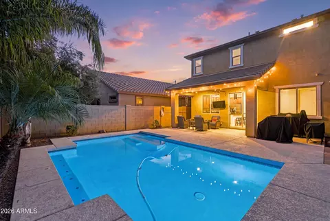Exterior - 3501 E Apricot Ln, Gilbert, AZ 85298 photo 3 of 12