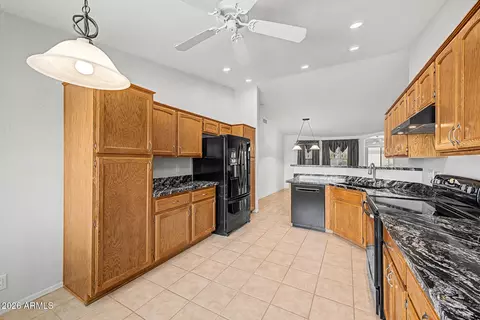 Kitchen - 11332 E Navarro Ave, Mesa, AZ 85209 photo 1 of 3